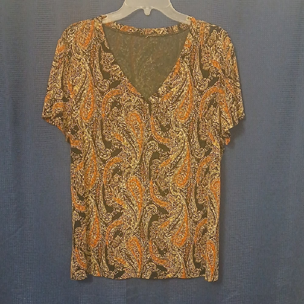 Paisley Print V-Neck Women's Top Size L?